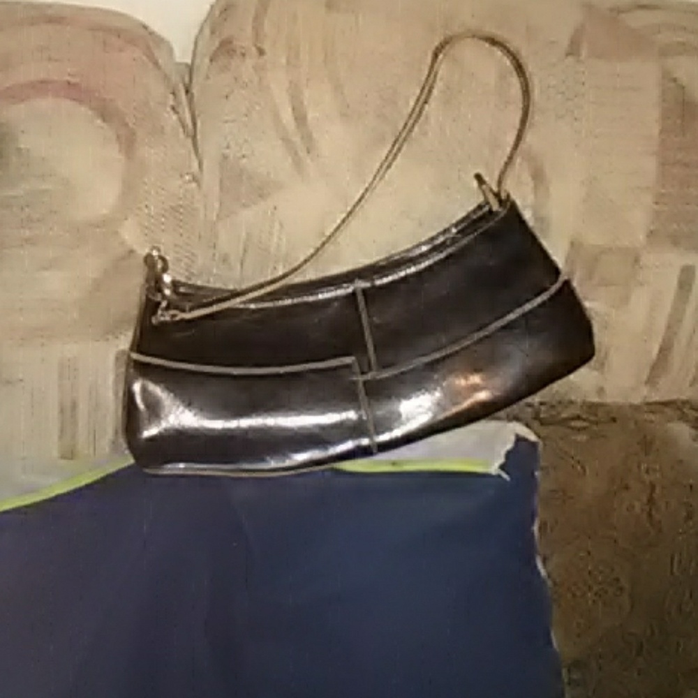 Purses - Picture 3 of 5